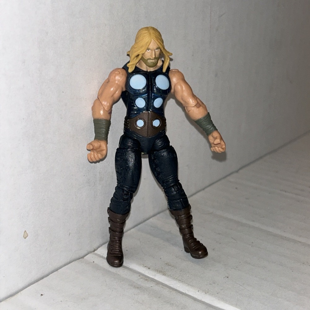 Marvel Avengers Universe Battle Hammer THOR Ultimates 3.75 Action Figure